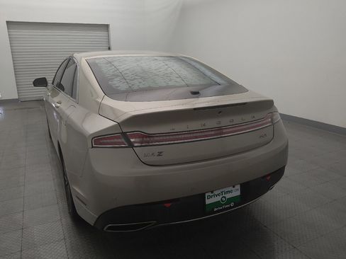 Used 2017 Lincoln MKZ Reserve image 6