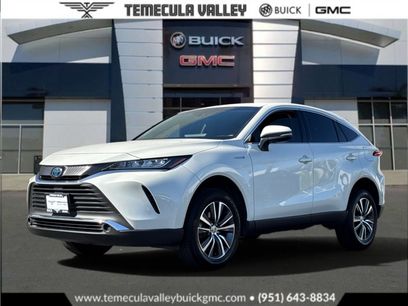 Used 2021 Toyota Venza LE w/ Carpet Mat Package (TMS)