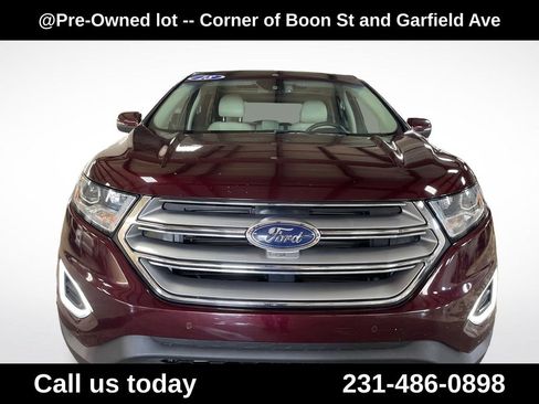 Used 2018 Ford Edge Titanium w/ Equipment Group 302A AWD/4WD image 8