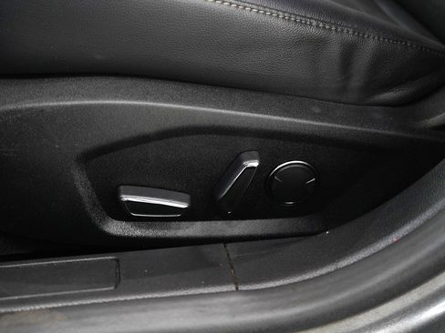 Used 2018 Ford Fusion SE w/ Equipment Group 601A image 26