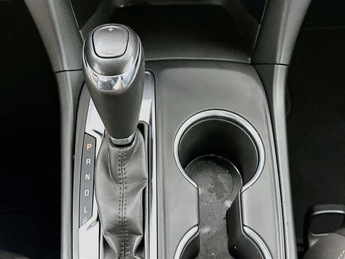 Used 2019 Chevrolet Equinox LT FWD image 24