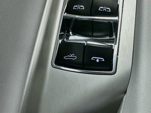 Used 2024 Chevrolet Corvette Stingray Preferred Conv RWD image 22