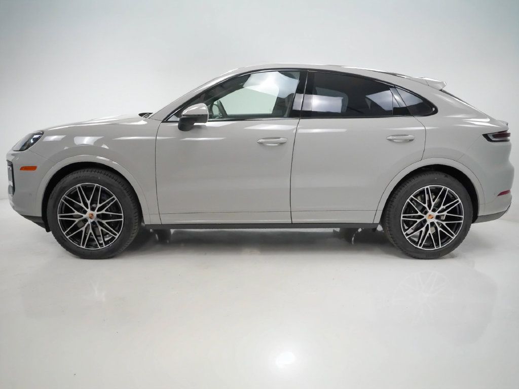 Certified 2026 Porsche Cayenne Coupe AWD/4WD image 2