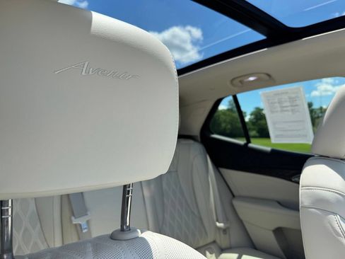 Used 2023 Buick Envision Avenir FWD image 30