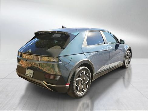 Certified 2024 Hyundai Ioniq 5 SE RWD image 3