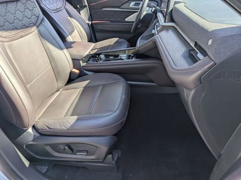 Used 2025 Ford Explorer Platinum w/ LUX Leather Package image 29