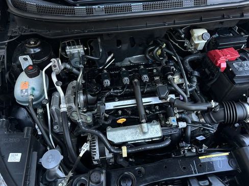 Used 2023 Nissan Kicks SV image 34