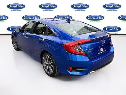 Used 2019 Honda Civic Touring image 6