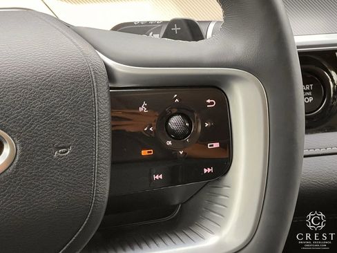 Used 2025 INFINITI QX80 Luxe RWD image 15