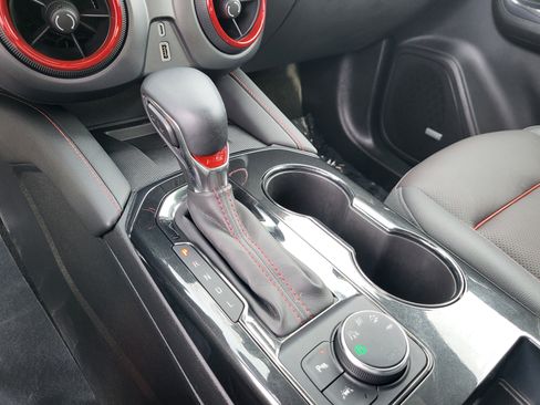 Certified 2024 Chevrolet Blazer RS w/ Driver Confidence II Package image 11