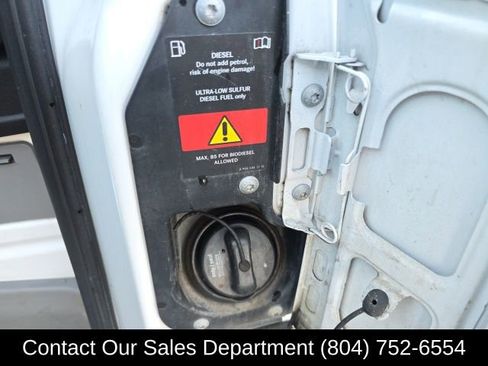 Used 2017 Freightliner Sprinter 2500 image 16