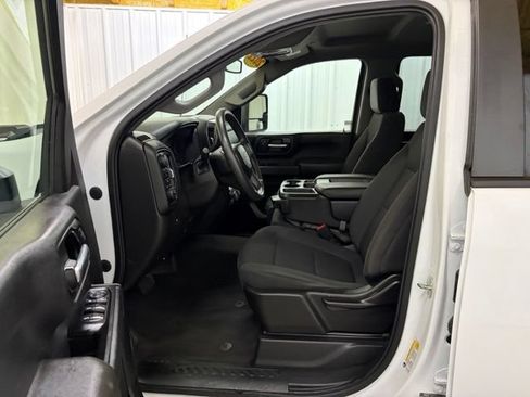 Used 2022 Chevrolet Silverado 2500 Custom w/ Custom Value Package AWD/4WD image 31