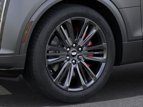 New 2026 Cadillac Lyriq V AWD/4WD image 9