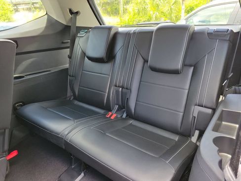 Used 2023 Volkswagen Atlas SE FWD image 12