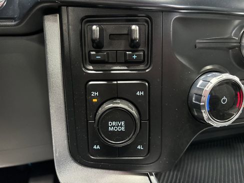 Used 2022 Ford F150 Limited image 41