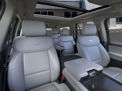 New 2025 Ford Expedition Max Platinum image 10
