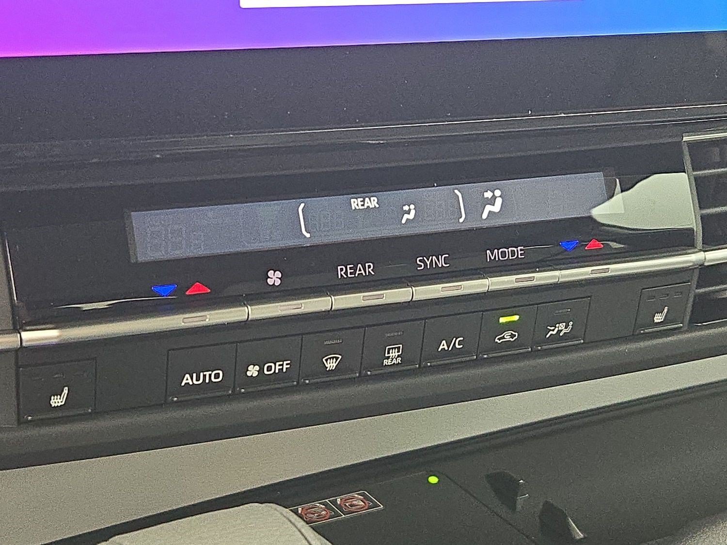New 2026 Toyota Sienna XLE FWD image 22