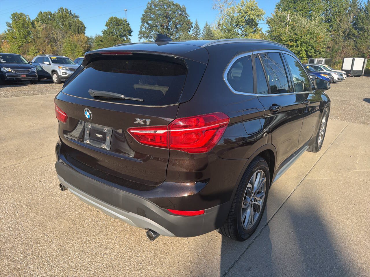 Used 2017 BMW X1 xDrive28i AWD/4WD image 4