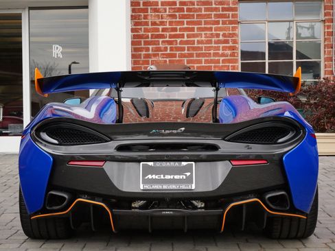 Used 2020 McLaren 620R image 5