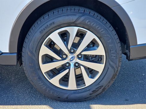 Used 2022 Subaru Outback Premium w/ Popular Package #1 image 10