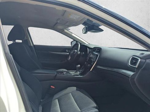 Used 2020 Nissan Maxima 3.5 S w/ Floor Mat Group FWD image 15