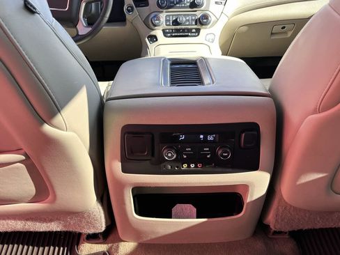 Used 2016 GMC Yukon XL Denali w/ Open Road Package AWD/4WD image 16