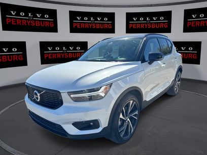 Used 2021 Volvo XC40 T5 R-Design w/ Climate Package