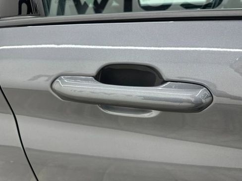 Certified 2025 Ford Explorer ST-Line w/ ST-Line Street Pack image 9