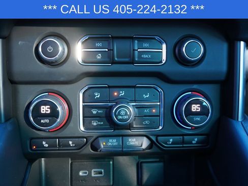 Used 2023 Chevrolet Tahoe Z71 w/ Luxury Package image 39