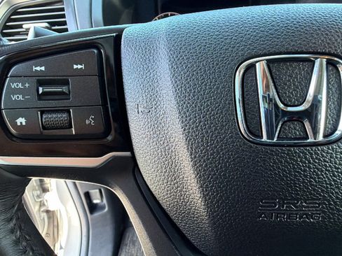 Used 2025 Honda Odyssey EX-L image 19