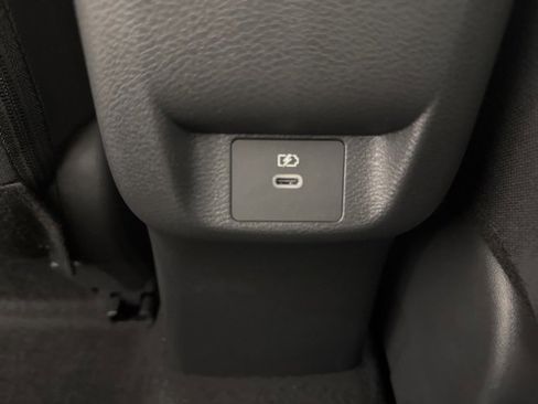 New 2025 Nissan Versa SR w/ Trunk Package image 26