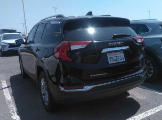 Used 2024 GMC Terrain SLT AWD/4WD image 2