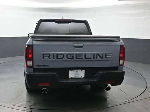 Used 2024 Honda Ridgeline Black Edition image 5
