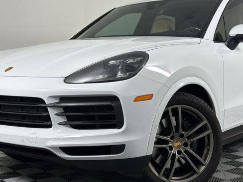 Certified 2022 Porsche Cayenne S AWD/4WD image 26