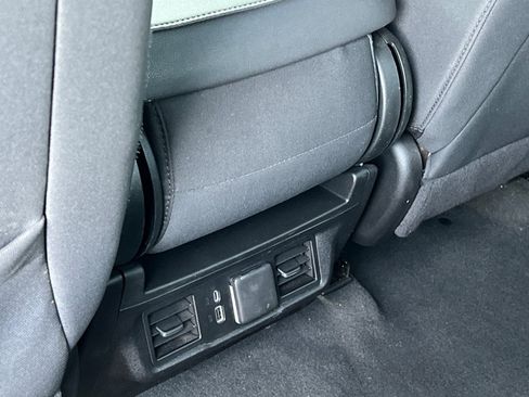 Used 2025 Chevrolet Silverado 1500 LT image 40