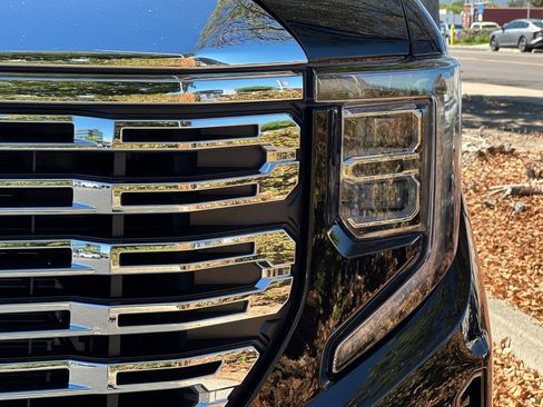 Used 2026 GMC Sierra 1500 Denali w/ Technology Package AWD/4WD image 52