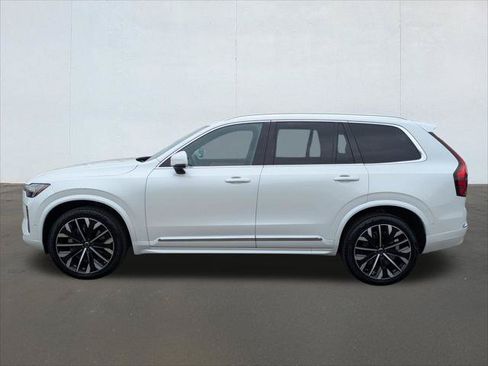 Used 2026 Volvo XC90 B6 Plus w/ Protection Package Premier AWD/4WD image 2