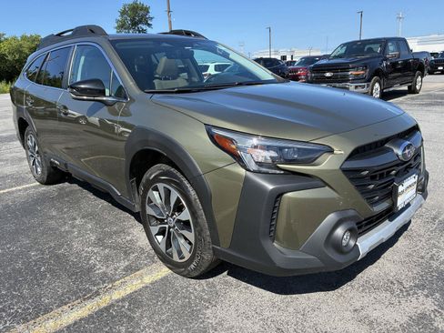 Used 2023 Subaru Outback Limited AWD/4WD image 1