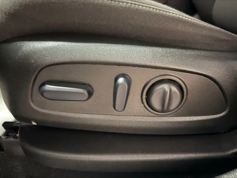 Used 2023 Chevrolet Blazer LT w/ Midnight/Sport Edition image 16