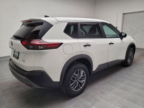 Used 2023 Nissan Rogue S AWD/4WD image 9