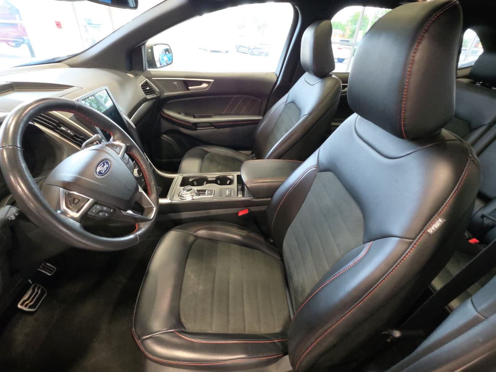 Used 2024 Ford Edge ST-Line AWD/4WD image 17