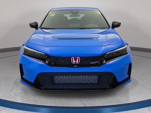 Used 2024 Honda Civic Type R image 2