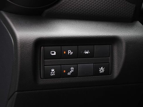 Certified 2025 Nissan Kicks Play S FWD image 21