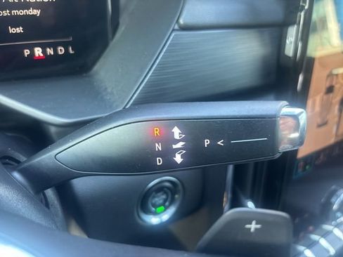 Used 2025 GMC Acadia Elevation FWD image 10