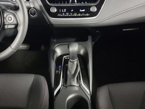 Used 2024 Toyota Corolla SE FWD image 24