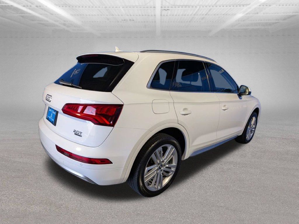 Used 2018 Audi Q5 2.0T Premium Plus w/ Premium Plus Package AWD/4WD image 5