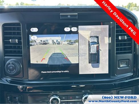 New 2026 Ford F250 Lariat w/ Black Appearance Package image 10