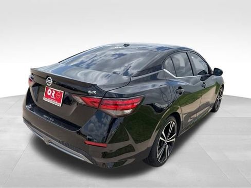 Used 2021 Nissan Sentra SR FWD image 5