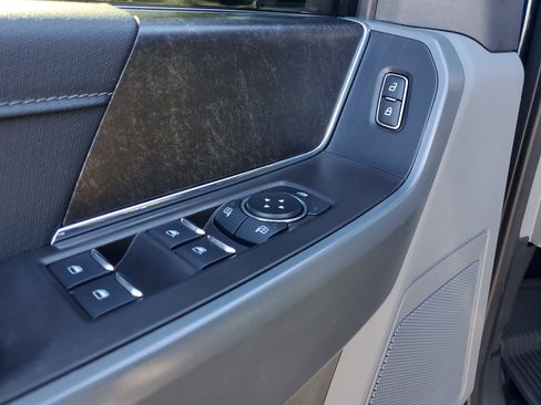 Used 2022 Ford F150 XLT w/ Equipment Group 302A High image 17