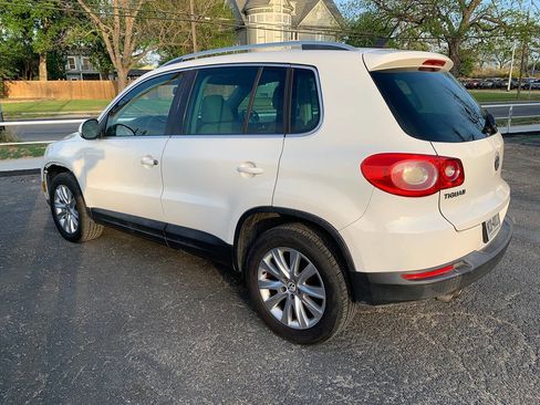 Used 2009 Volkswagen Tiguan SE image 14